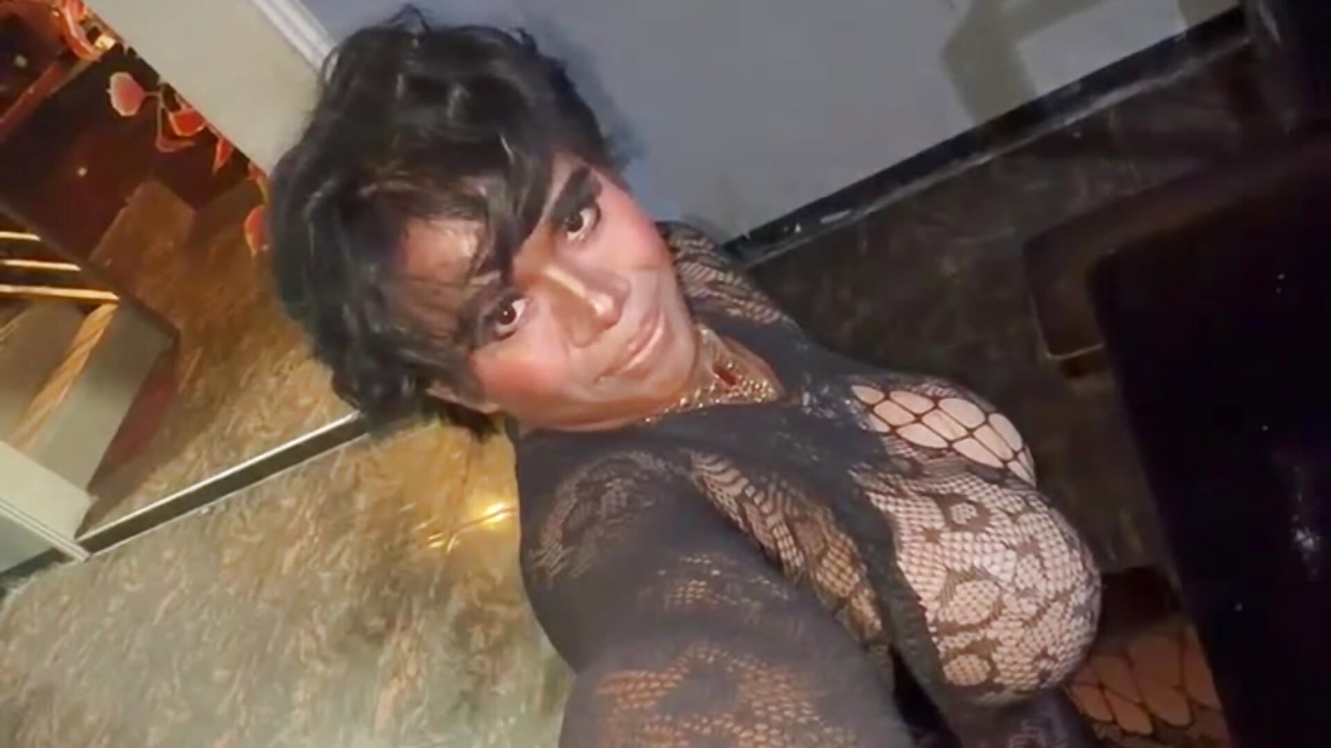 MassiveCockTaira — filmik SeductiveTiara, modela(-lki) na kamerkach