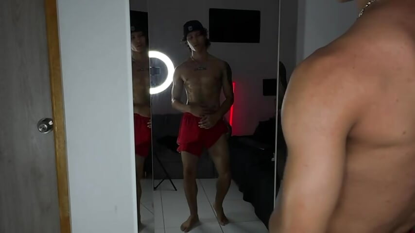 Sensual– TonyBenedetti kameramodell videója