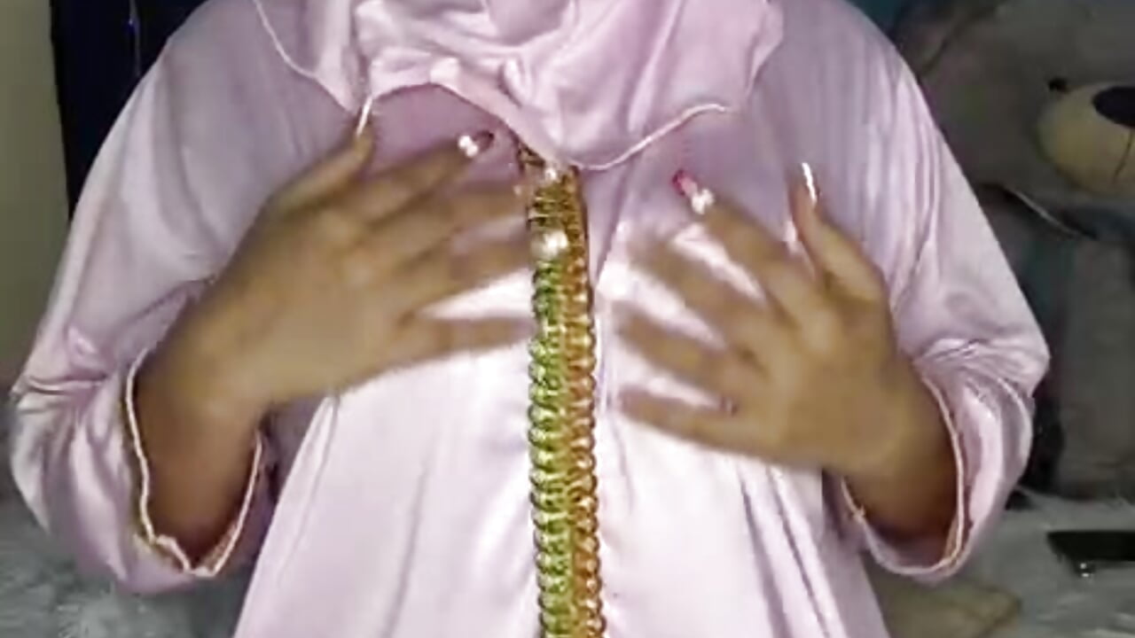 SEXY ARABE 😍😈 - video oleh model kamera AlanaAbadi