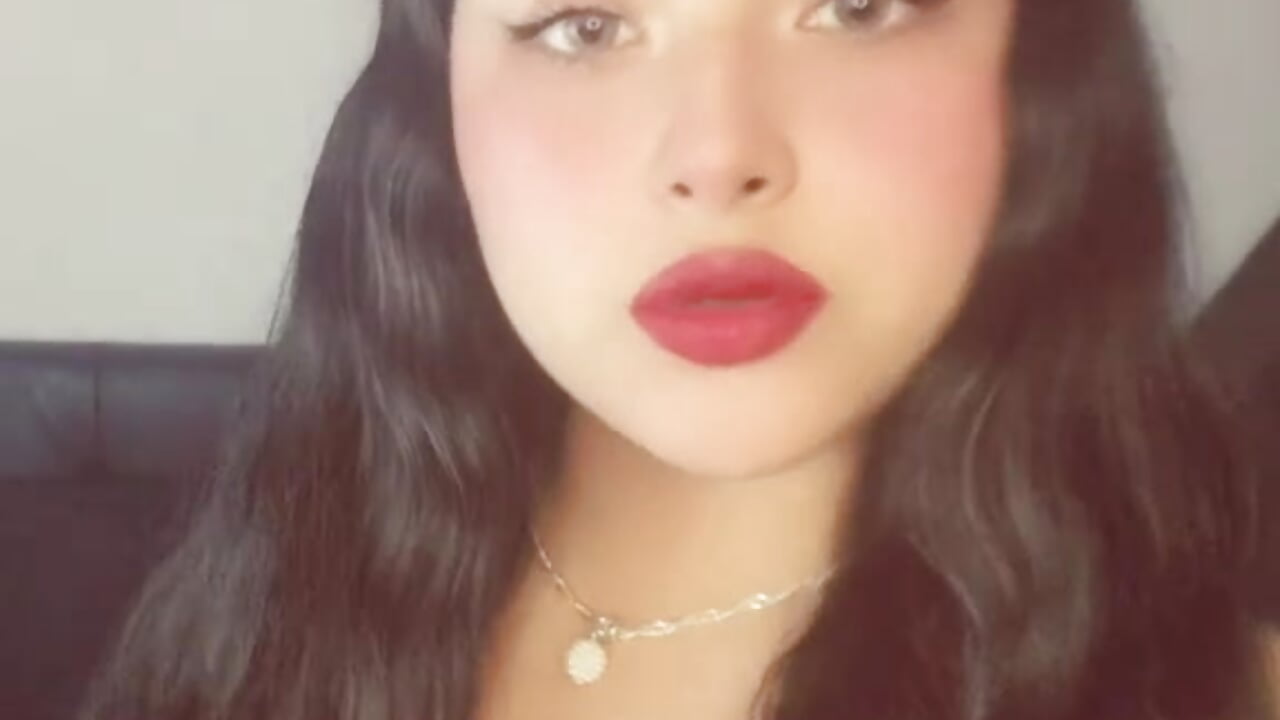 Sexi girl 🔥 – video od webkamerové modelky kamylaBm