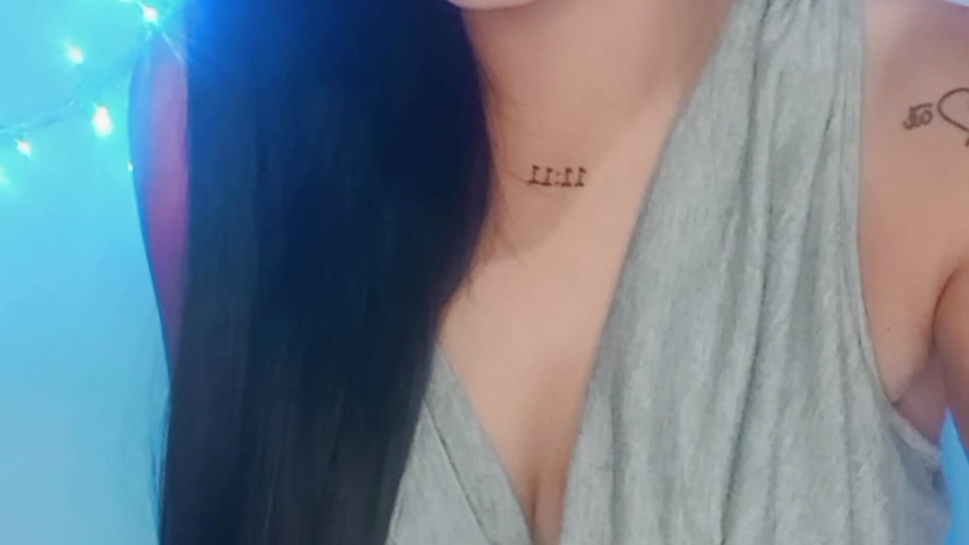 🫦💋 - відео від вебкаммоделі Pia_11