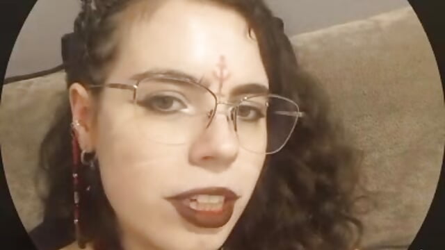 I did a cool make up 😇 - video MuiEagan kameramallilta