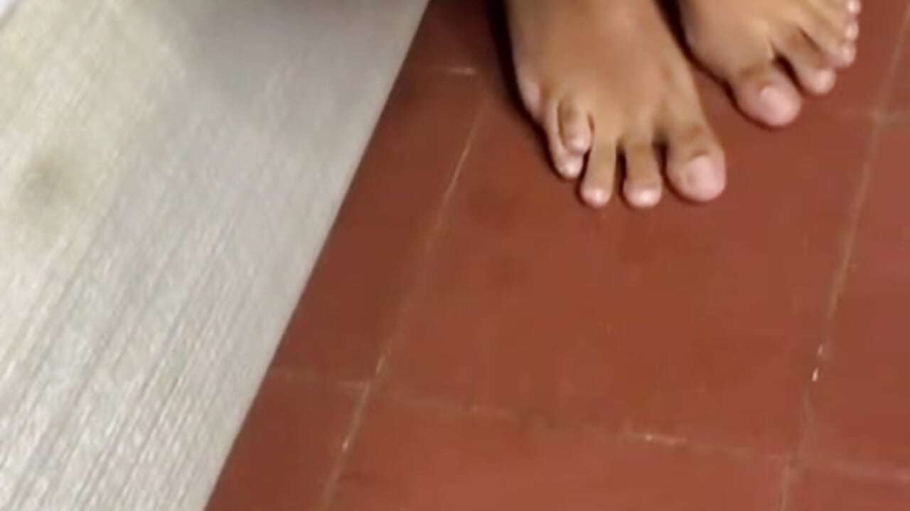 Public - clip cu Skinny__hott model videochat