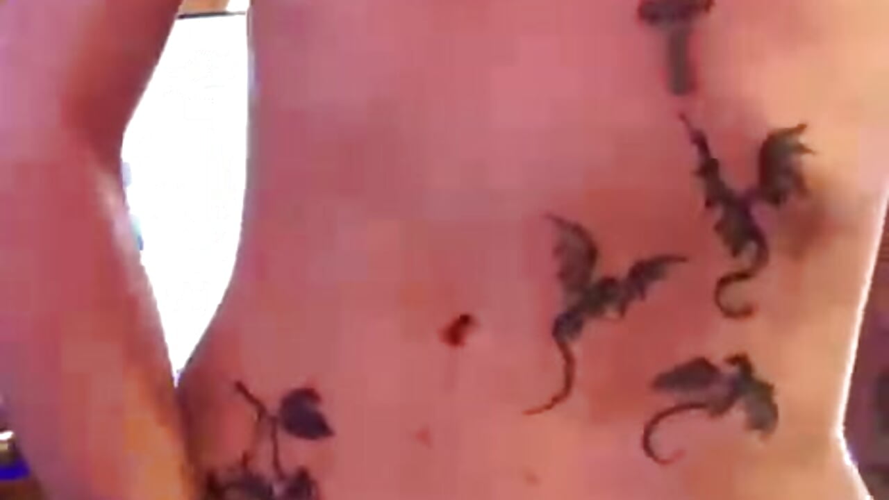 brian makes me cum while he fucks me 🍆💦