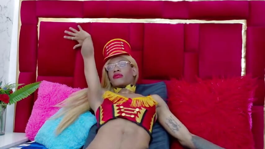 im a doll, i know - відео від вебкаммоделі TiffannyValentine