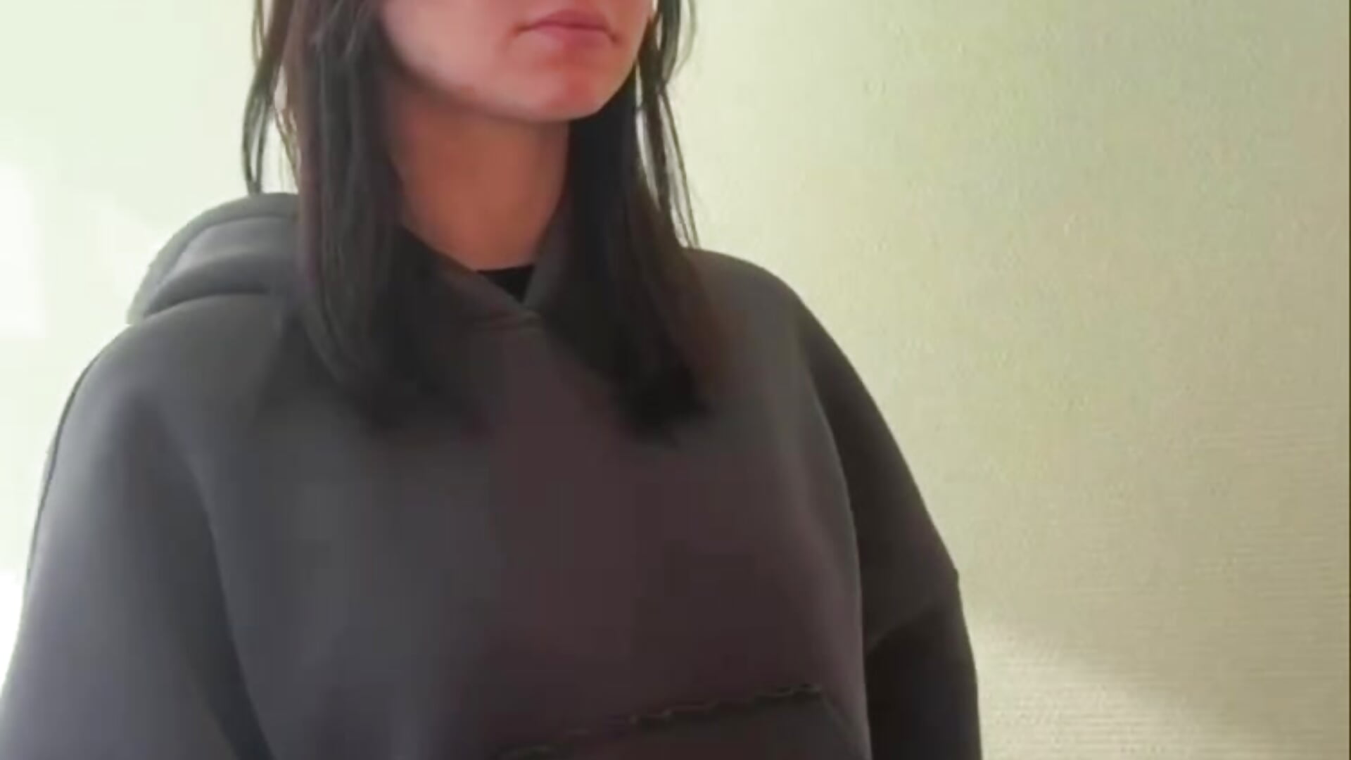 love you－カメラキャストのCharaSturdyの動画