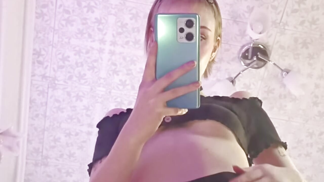 my hot dance - video by LovelyAlinay cam model