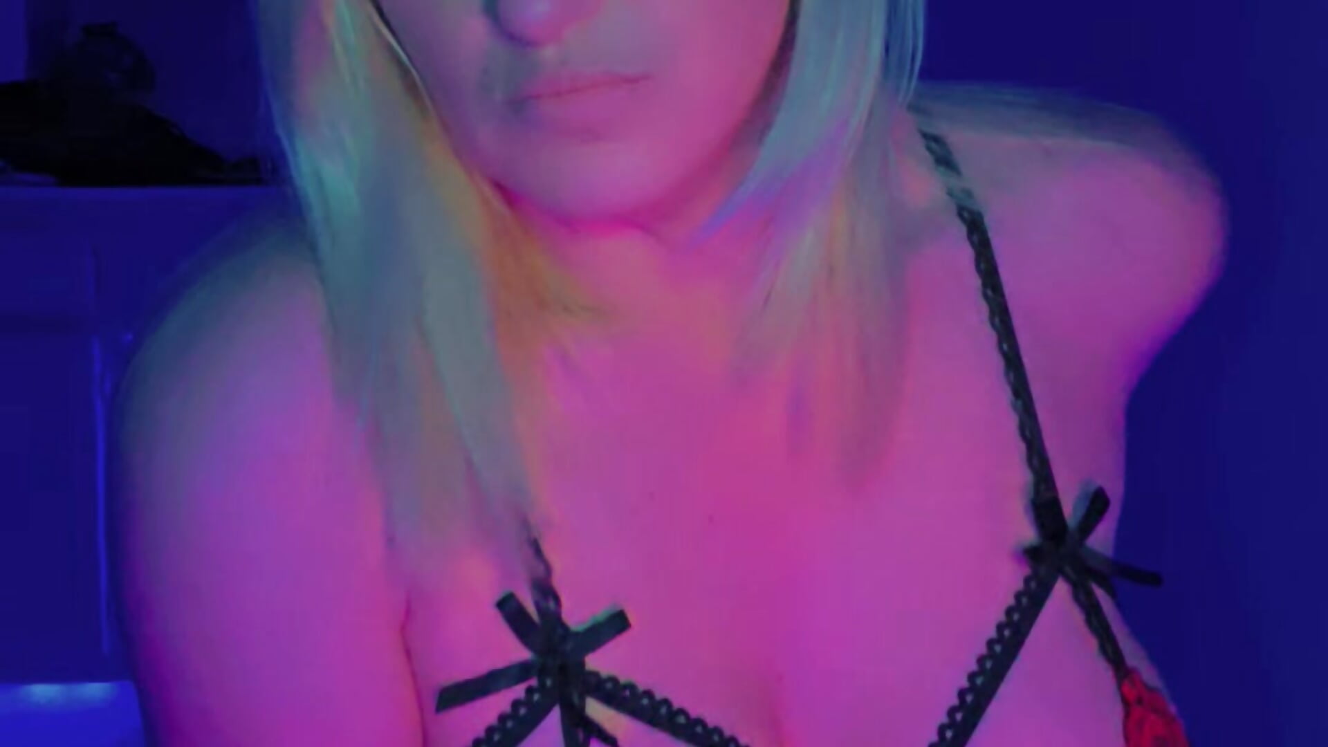 1000006412 - video by LadyB07 cam model