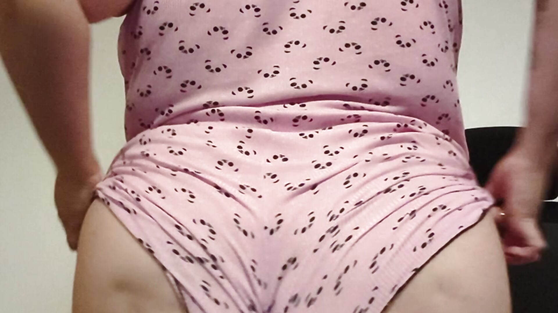 Some random video 🫦 – video modela na kameri Esmekiss