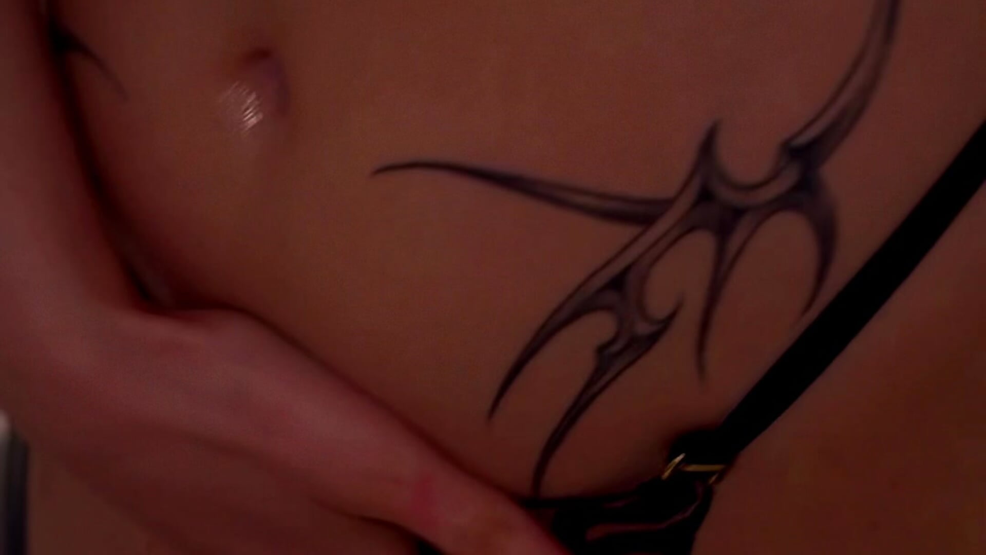 Velvet Motion - clip cu MissOdley model videochat