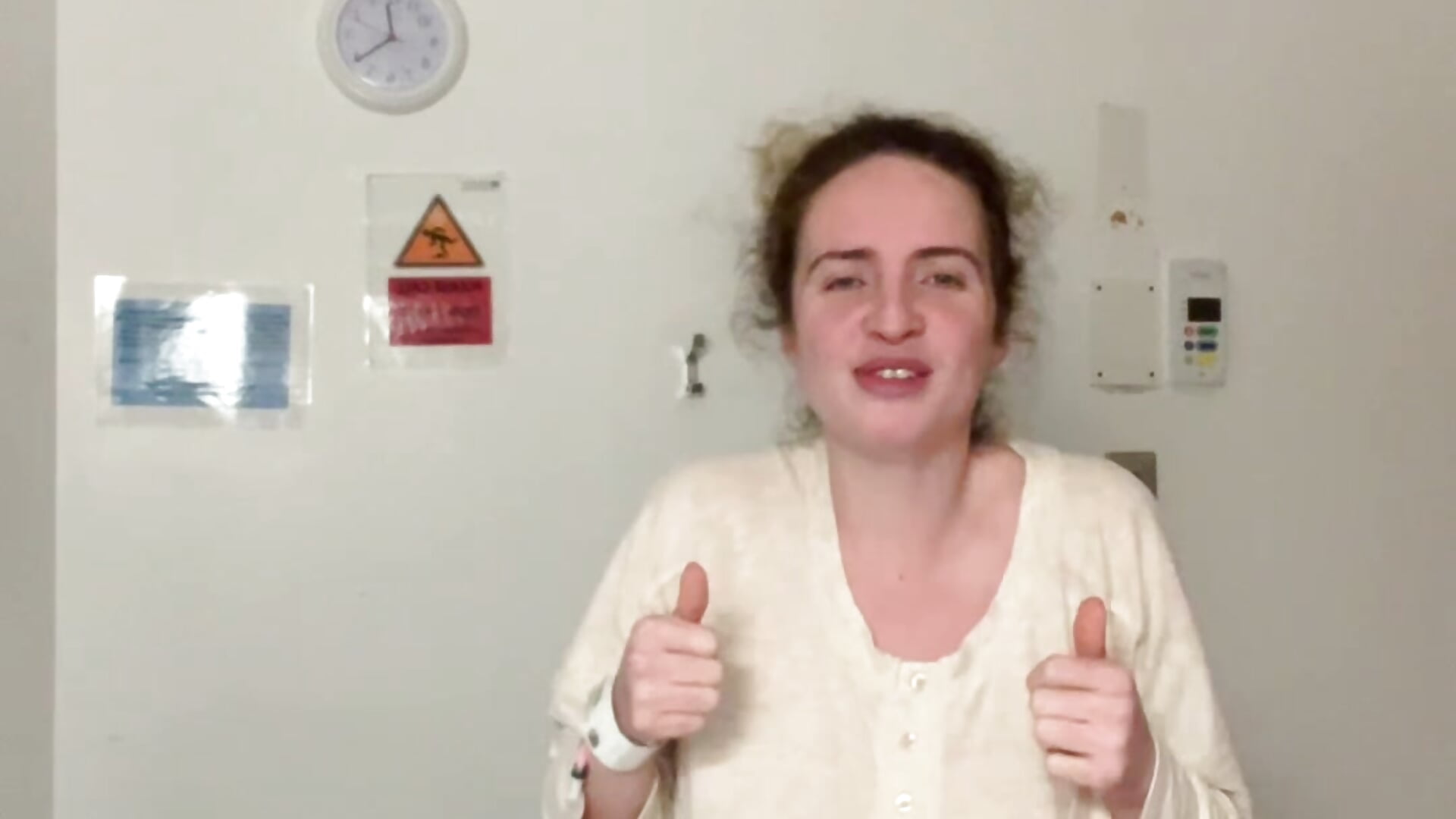 Day 3 getting stronger. Morpheme lol - vídeo de curlyirishgirl modelo de câmara