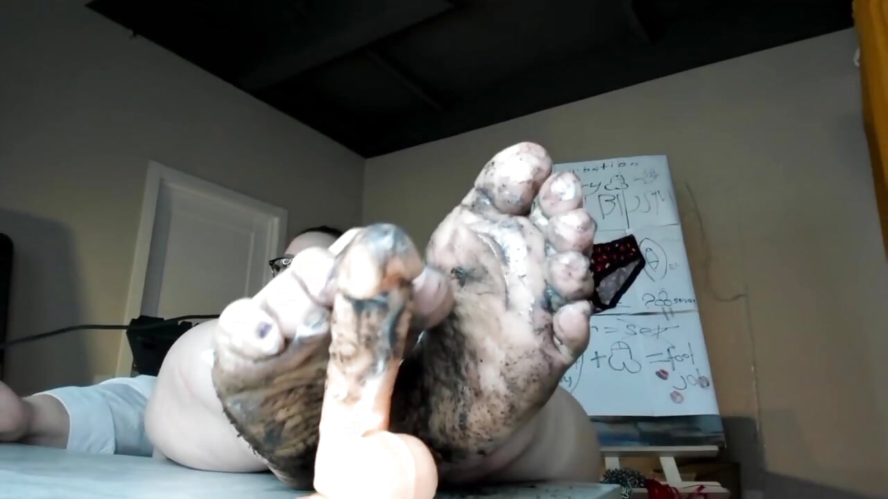 dirty footjob - video by SofiRoce cam model