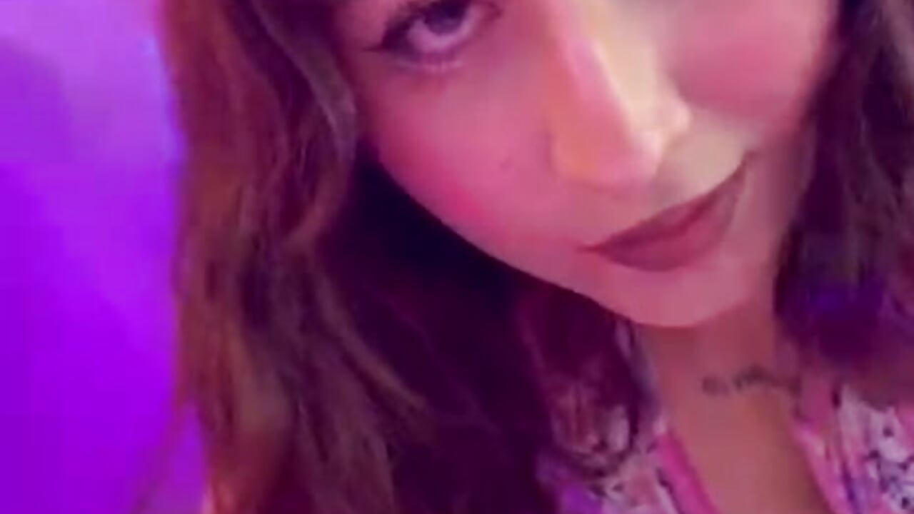 sexy－カメラキャストのMaddie-LesYouxの動画