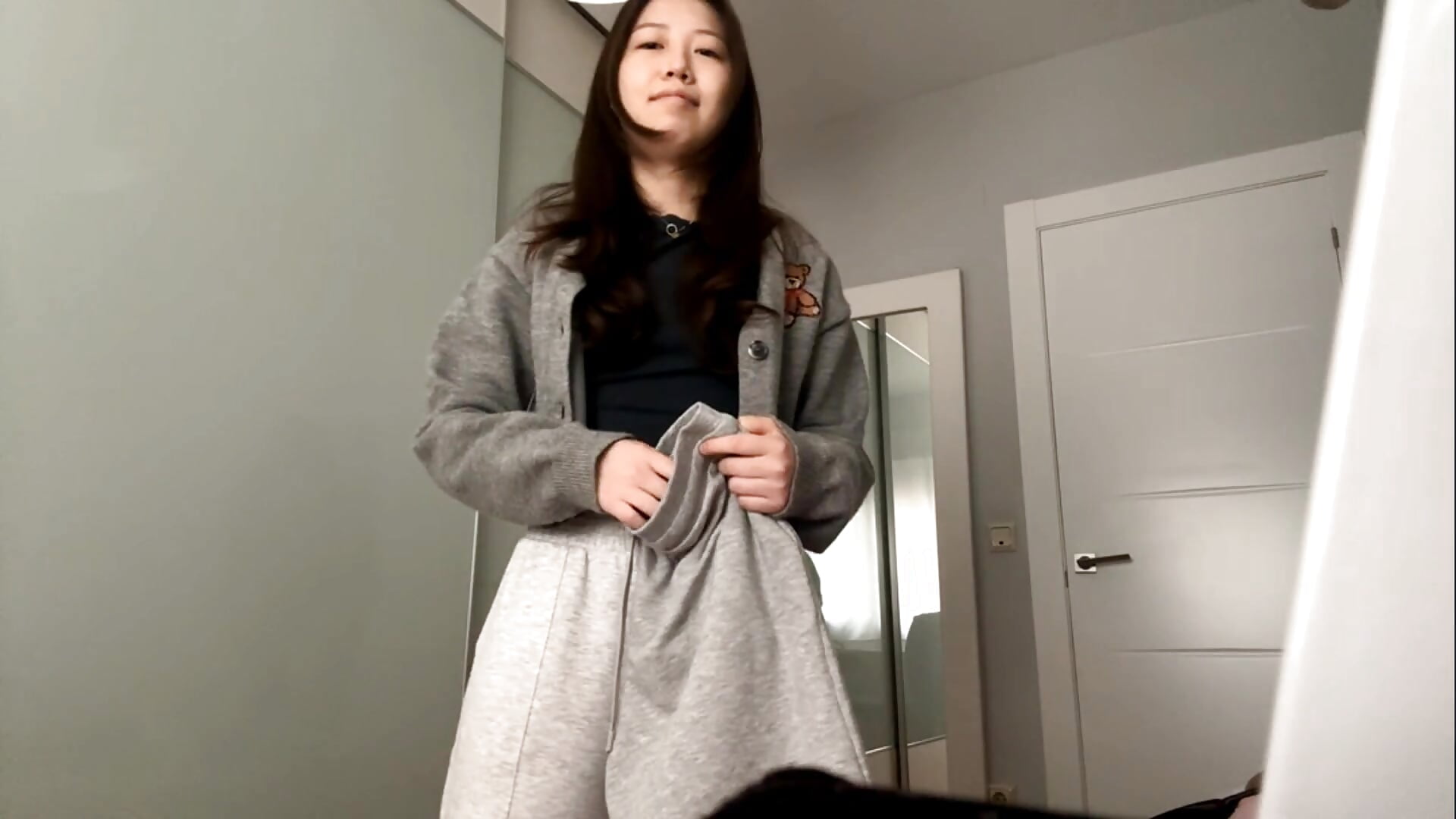 Just me－カメラキャストのKirstenZaffinaの動画