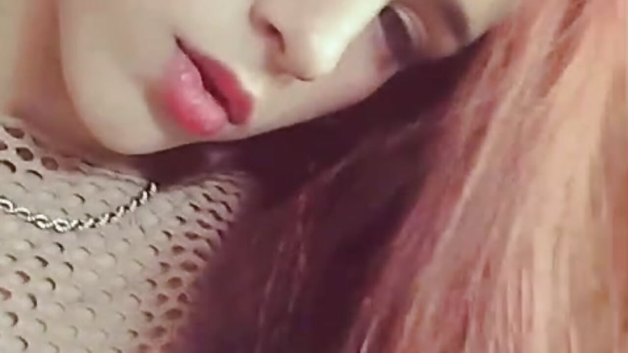 🍭 - video by raquel_mooon