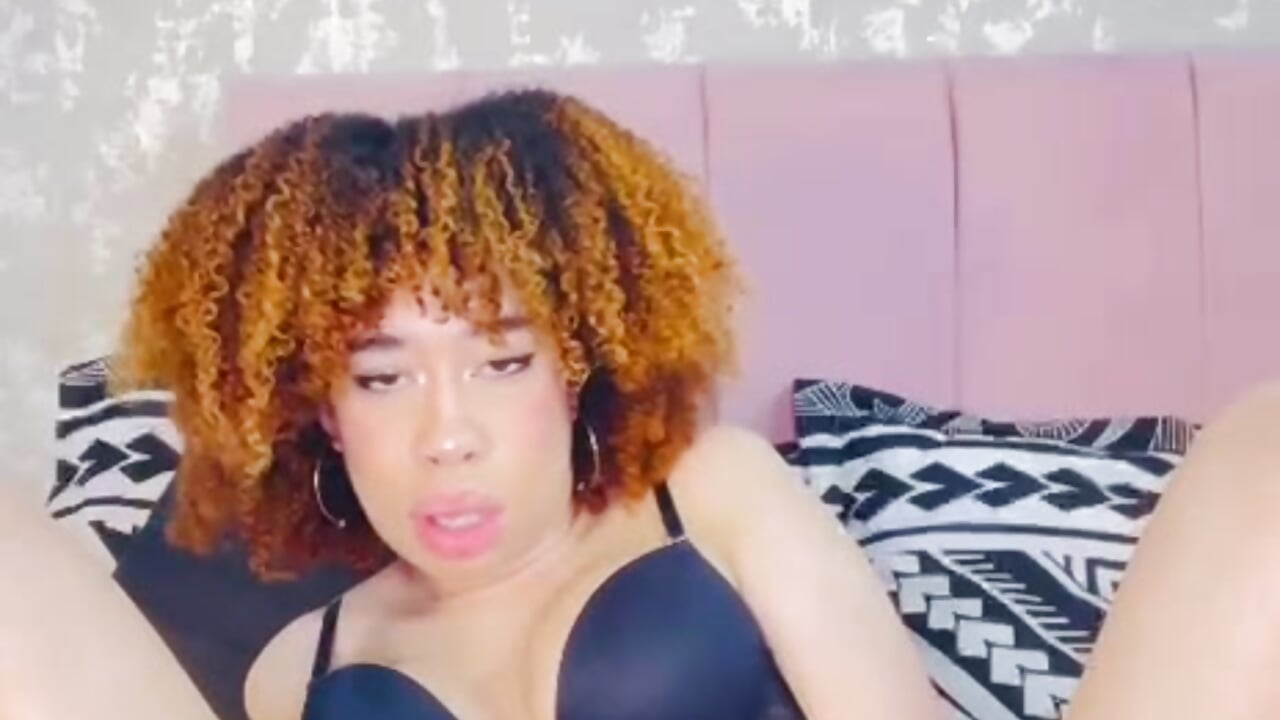 CLOSE UP MY PUSSY? - video by DakotaaSmith