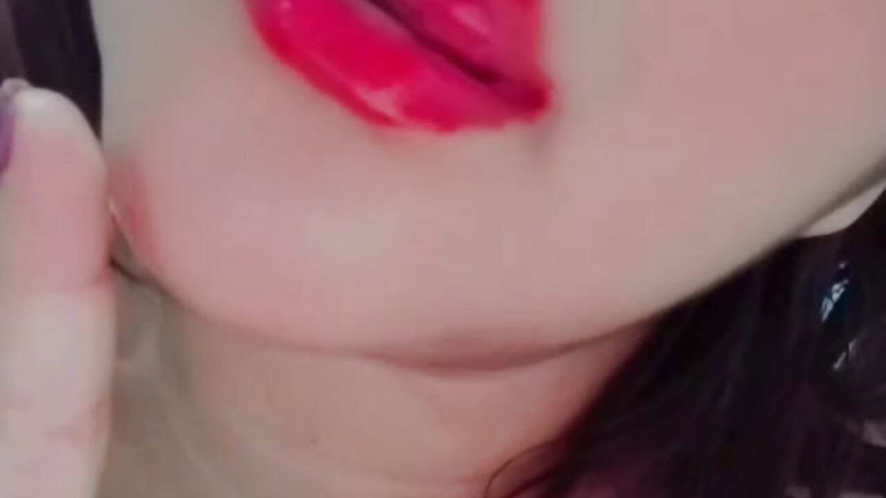 kisses – видео вебкам-модели MIA_lyssy