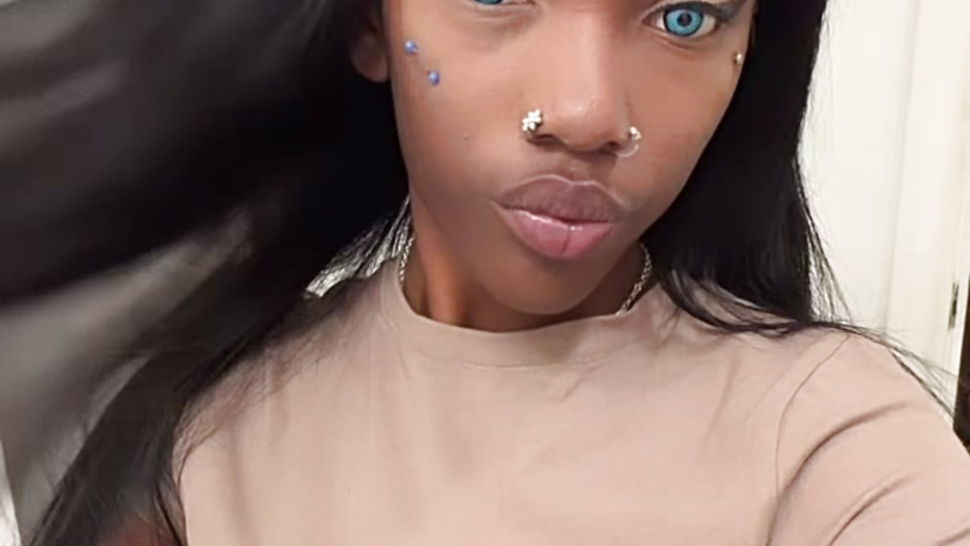 New me - video by Loopsies cam model