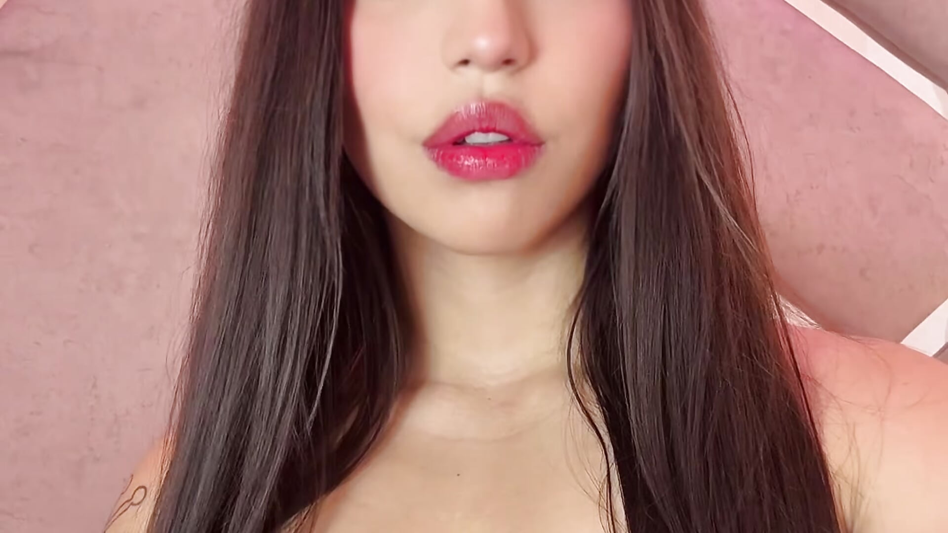 Play with my breasts🍒😝❤️ - βίντεο χρήστη VeronicaCream_