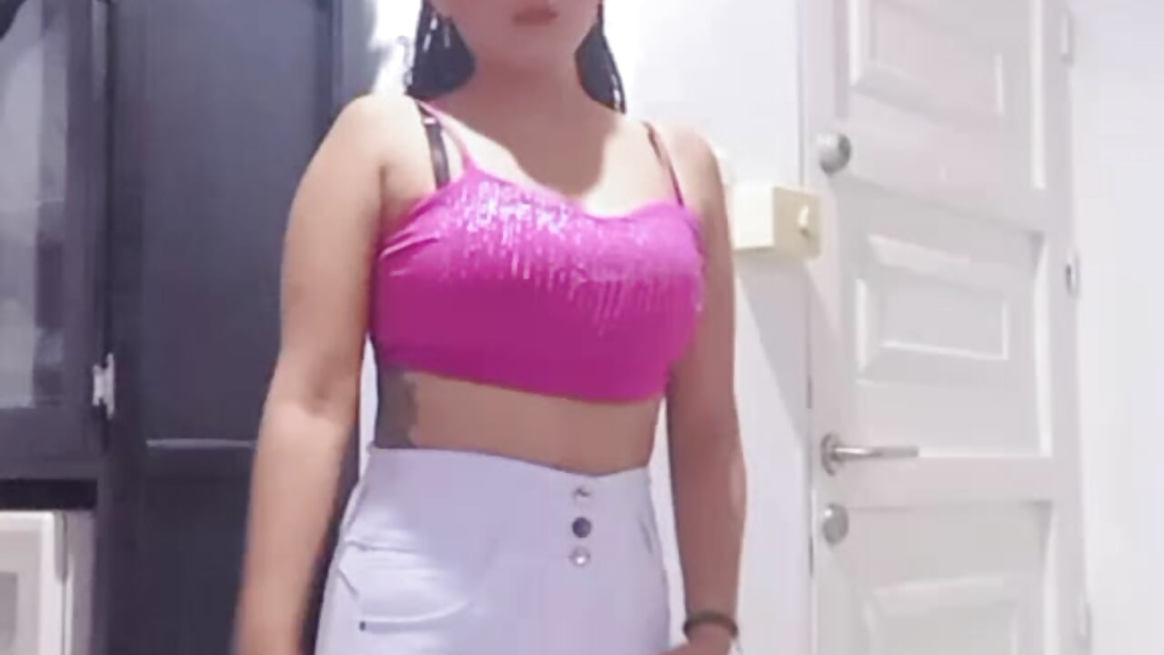 profile-intro-video-1772122577 – video modela na kameri violetaluxx