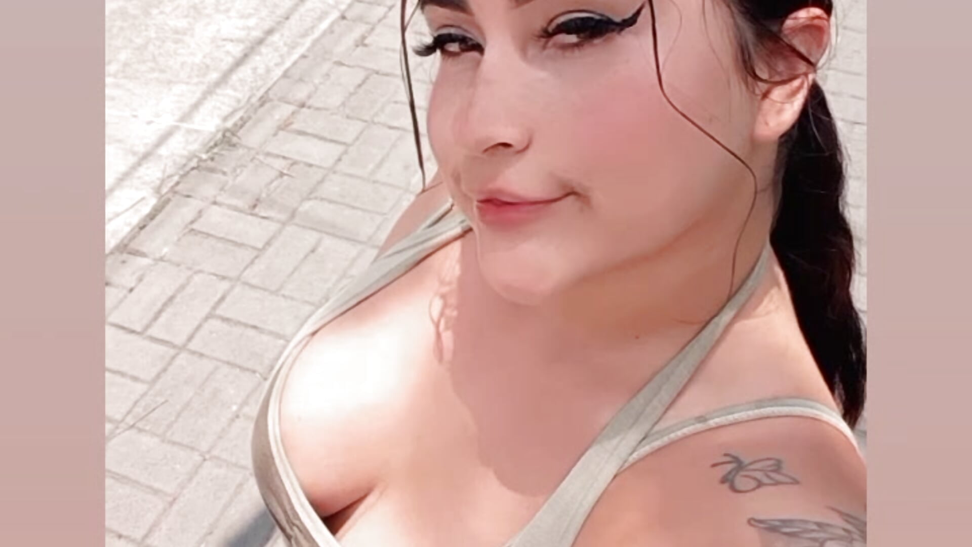 1000456580 — filmik Danna_Devil_, modela(-lki) na kamerkach