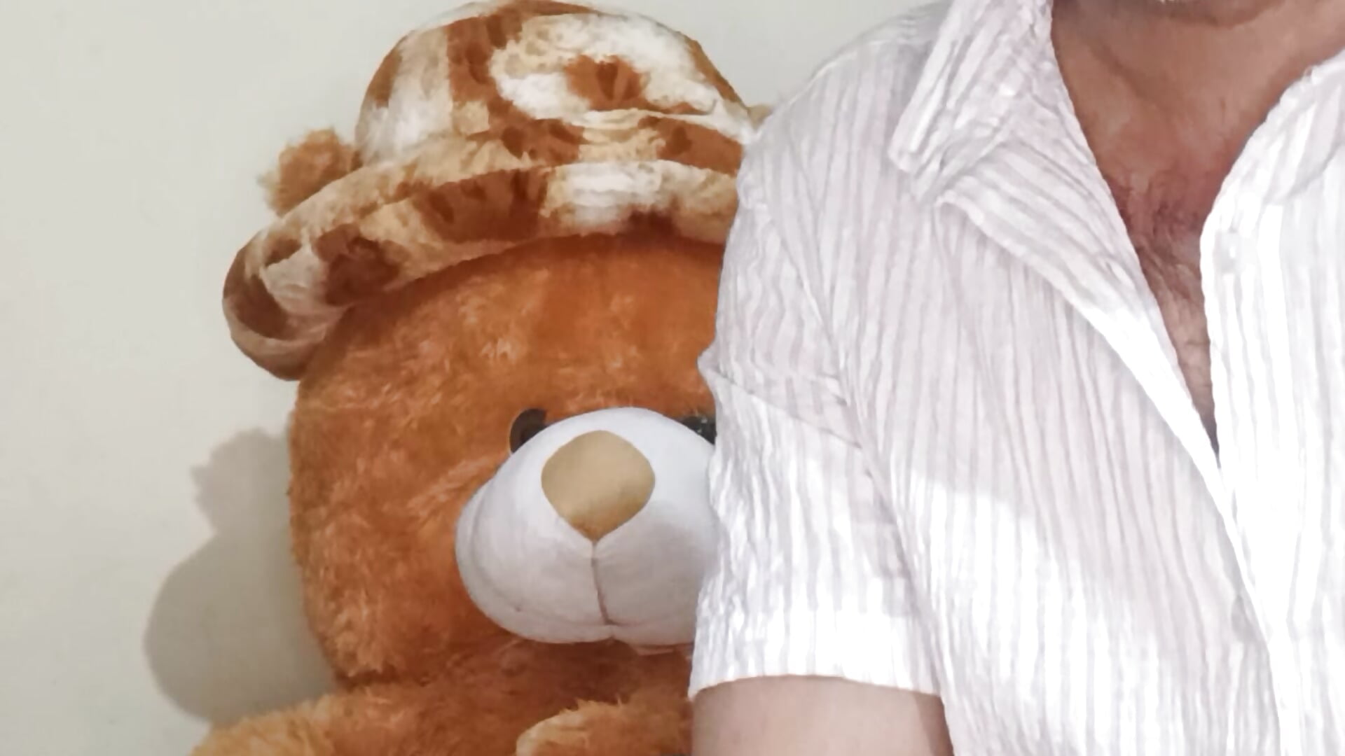 1000452220 - video by GentlemanX119 cam model