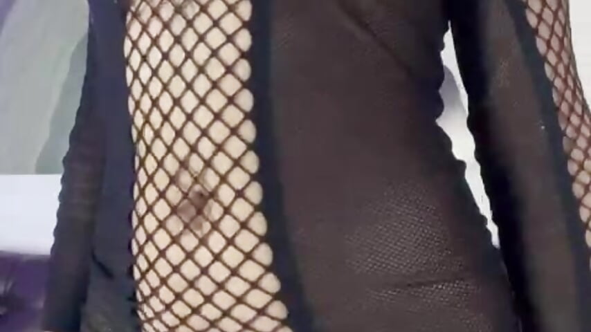 in Mayans 🌺🌺－カメラキャストのMaii_Lunaの動画