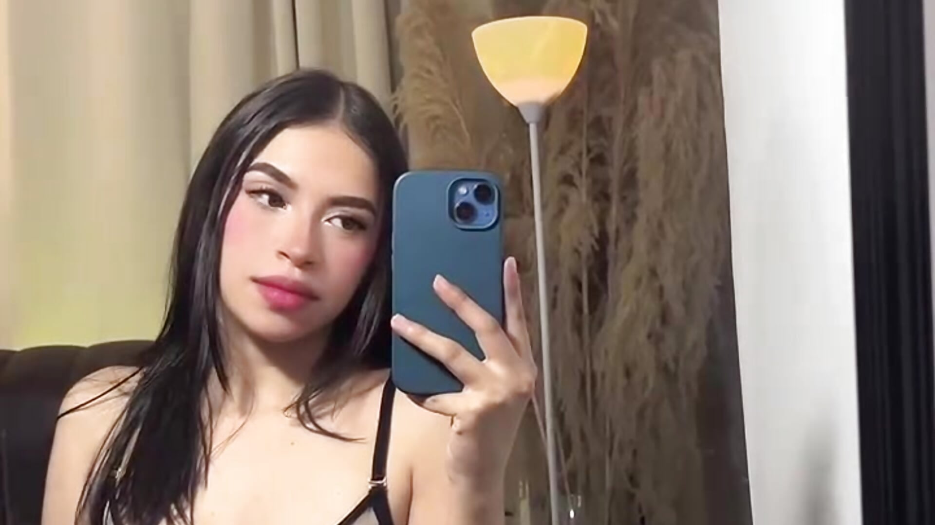 🩷🌺 – видео вебкам-модели Maii_Luna