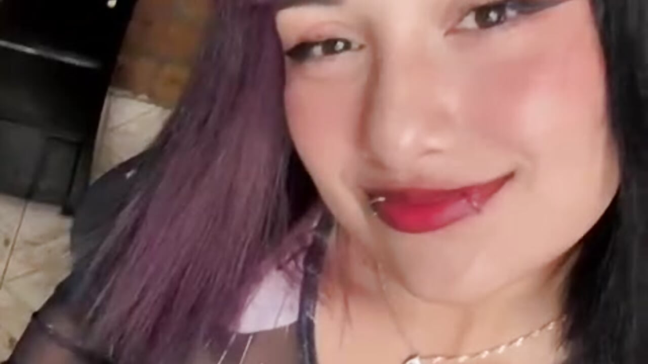 ready to play with you 😘🔥 - فيديو من chloe_s_ch موديل الكام