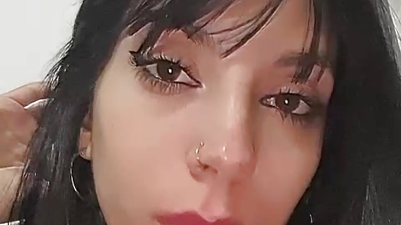 my pretty eyes<3 - video by Solaraa__ cam model
