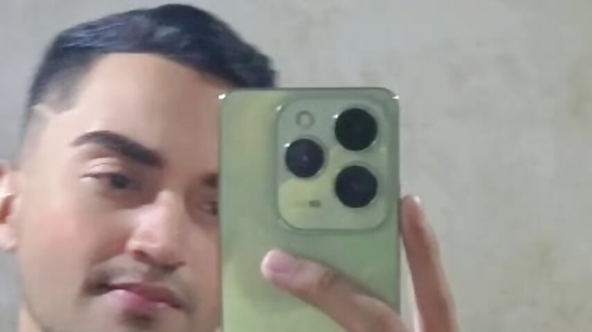 c5d38c87-6940-4abb-83a7-c4fc5563b368 – video modela na kameri Enma26-