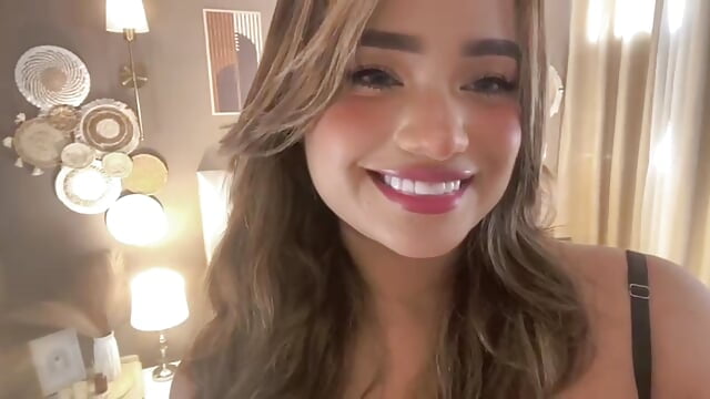 5ee47f3a-722b-49c6-981f-8937032ed65e - video by Agata_Laurent_ cam model