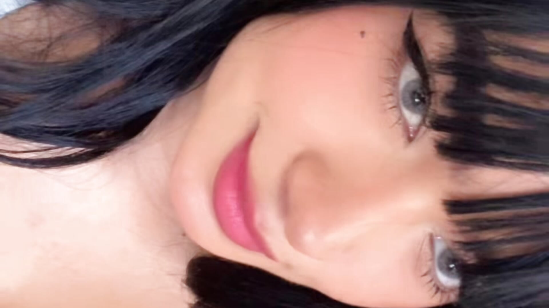 Hello guys - Vídeo de Agata_Laurent_, modelo de vídeos