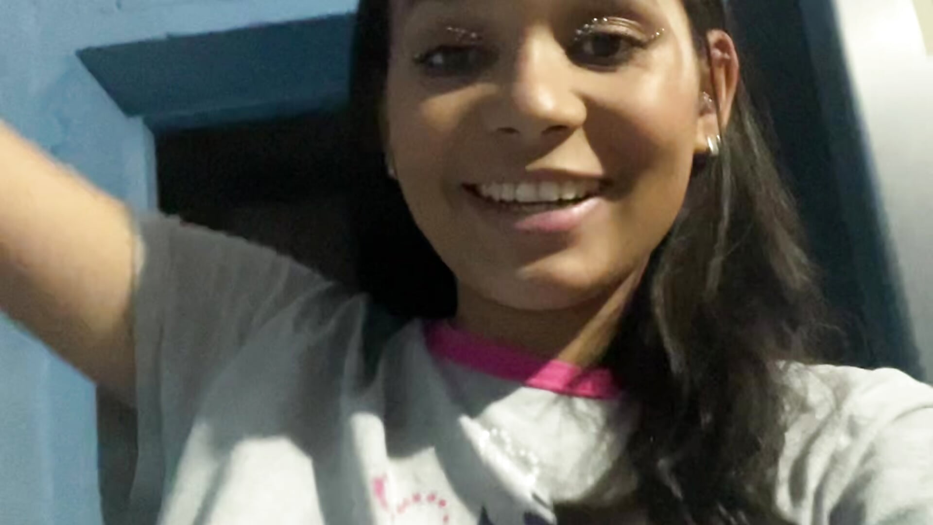 83C10CD2-DE48-4E83-A358-809A3192172D - video by ArgufiedBackdoor