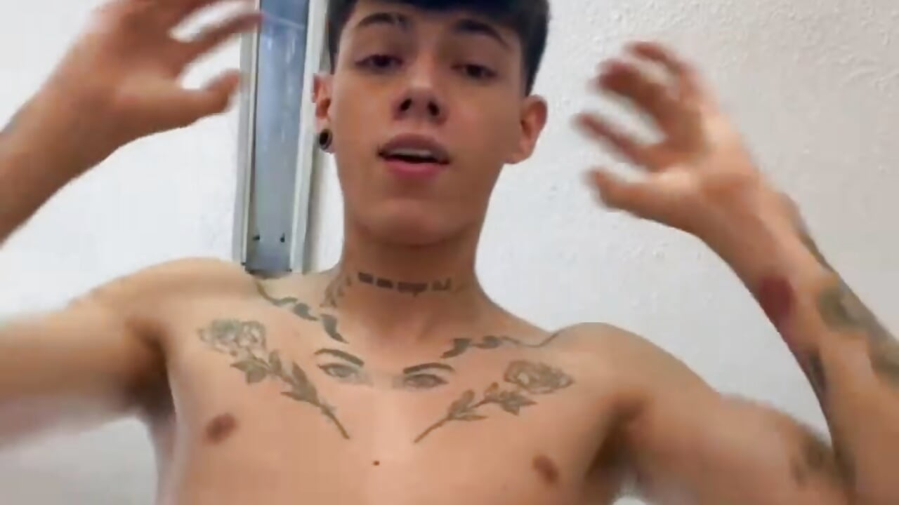 😈🔥 - video by Tommy_valverde cam model