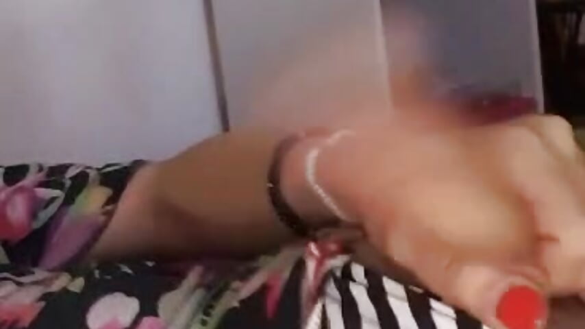 Caressing – video af ssndratrans cam-model