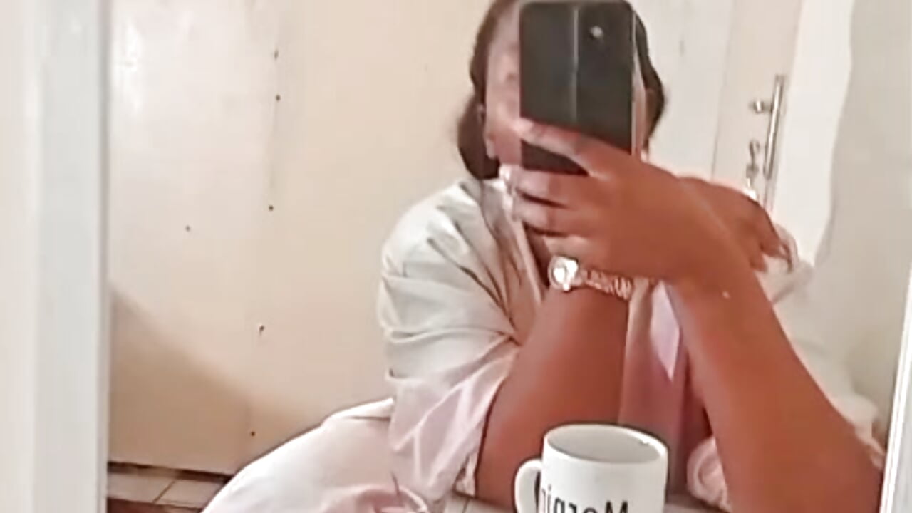 A little show - video by Queen27T cam model