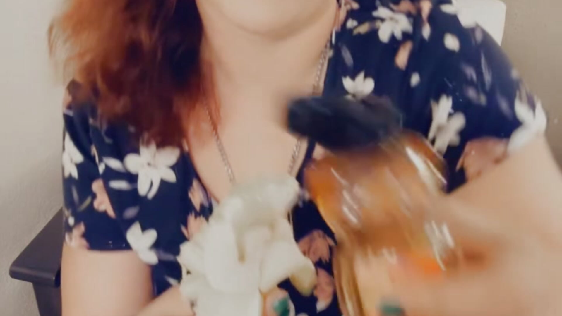 Oh honey – video modela na kameri LoveMohr24