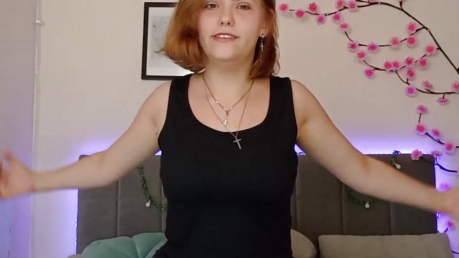 welcome to my room - DellaRows 캠 모델의 동영상
