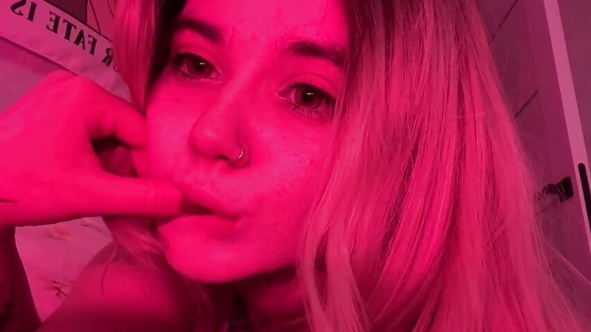 Hey ^^ - video by AliceTease