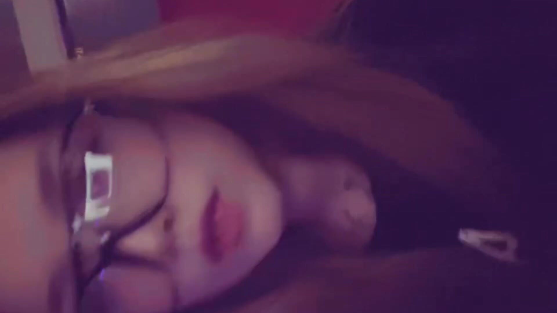 Me <3 - video by SultryJade cam model