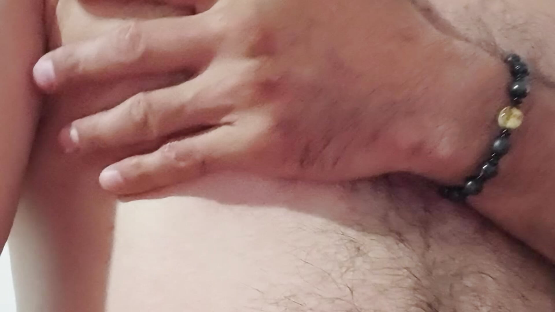 ae1d012e-cb7d-4fee-8e62-ea8e0bf4151a-1_all_8373 - video van RaphandLey cam-model