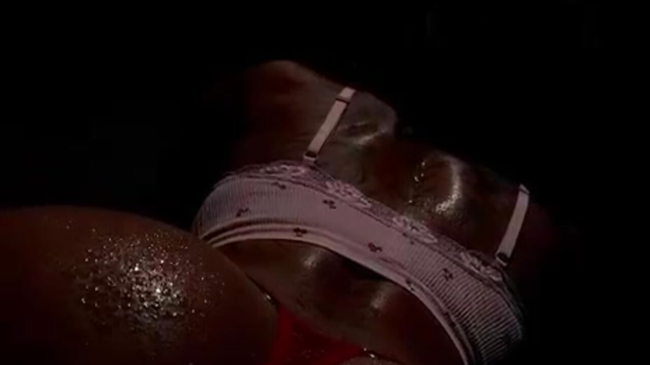 Body art💖 - video by Natalia_Cruzz