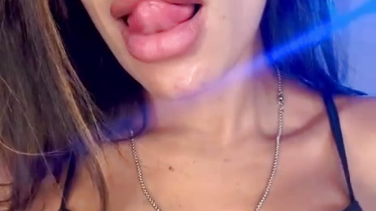 Your naughty milf is already here for you - video của người mẫu cam Natalia_Cruzz