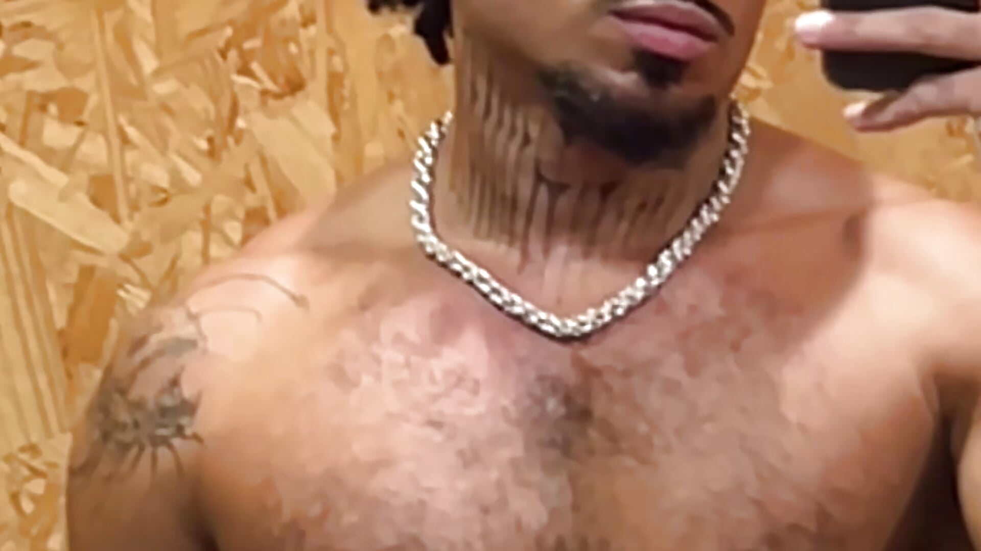 copy_D934527D-4F71-4AF4-9B7F-641ED9F3B35C.mov - Video von PadilhaTheo Cam-Model