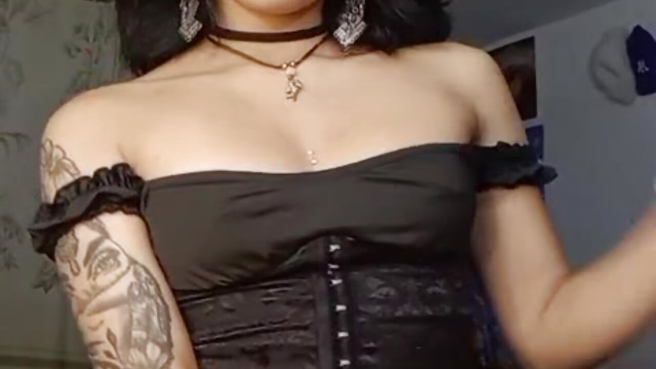 WhatsApp Video 2026-04-16 at 5,39,45 PM - video by SexyBonita_