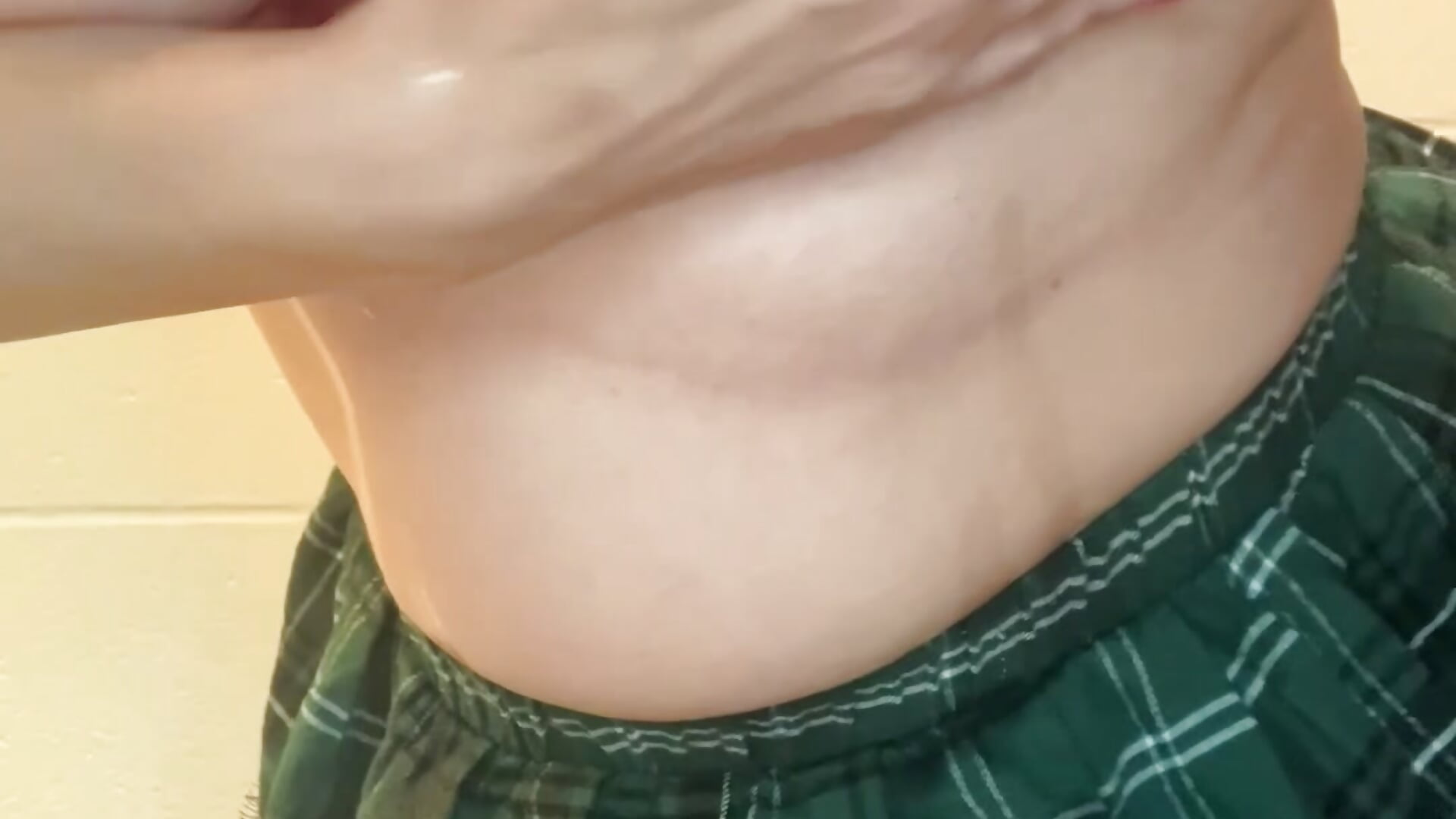 Oiled Up - Video von PinUpMorgan Cam-Model