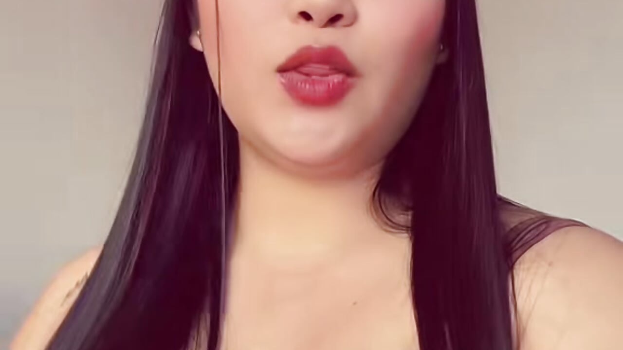 😍💅🏽 - Vídeo de Largebreasts, modelo de vídeos