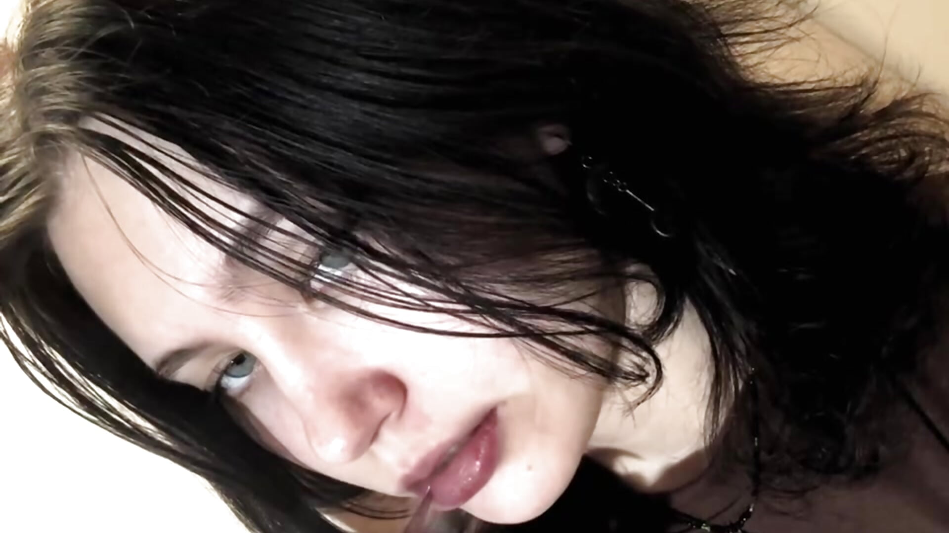 Mysterious Semi－カメラキャストのJerriJerebの動画