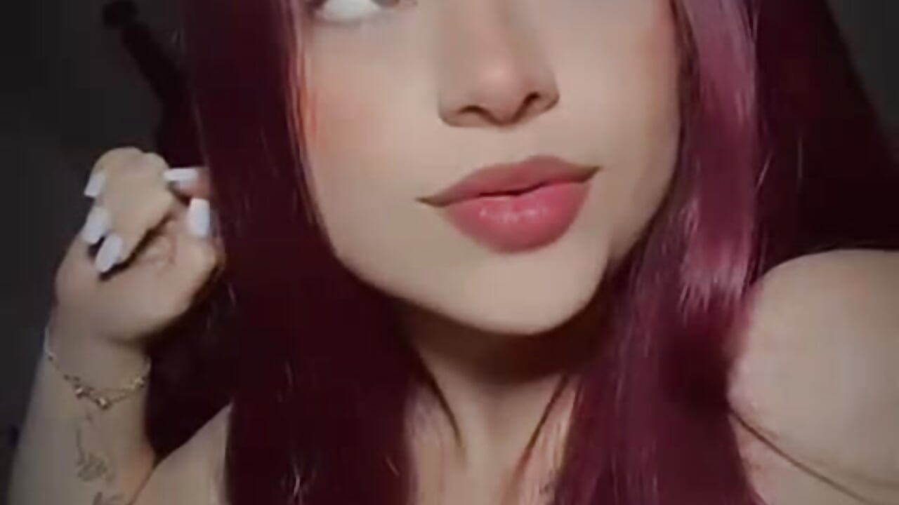 sexy lady - video by Kiara_noirr cam model